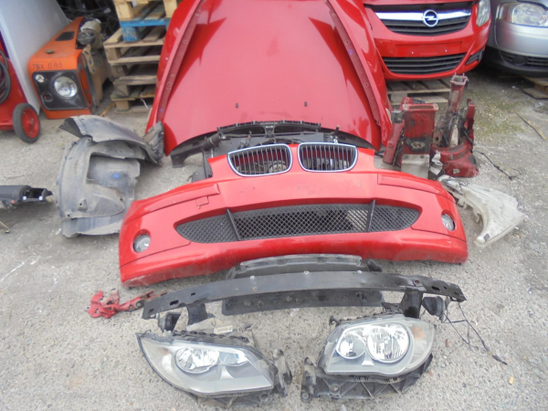 Εικόνα από Μούρη κομπλέ  BMW E81 E87 116 S1 (2004-2011)     καπό, φτερά , ράμφοι, προφυλακτήρας , ψυγεία κομπλέ ,μετώπη,τραβέρσα, φανάρια XENON, θόλοι,κ.λ.π